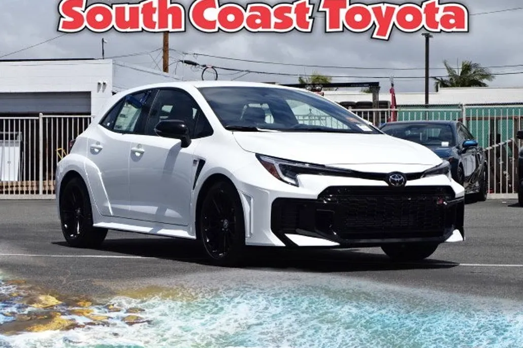 2025 Toyota Corolla GR Premium photo 1