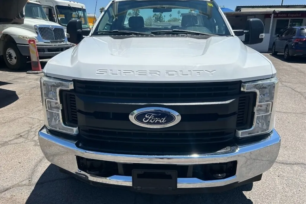 2017 Ford F-250 XL photo 1
