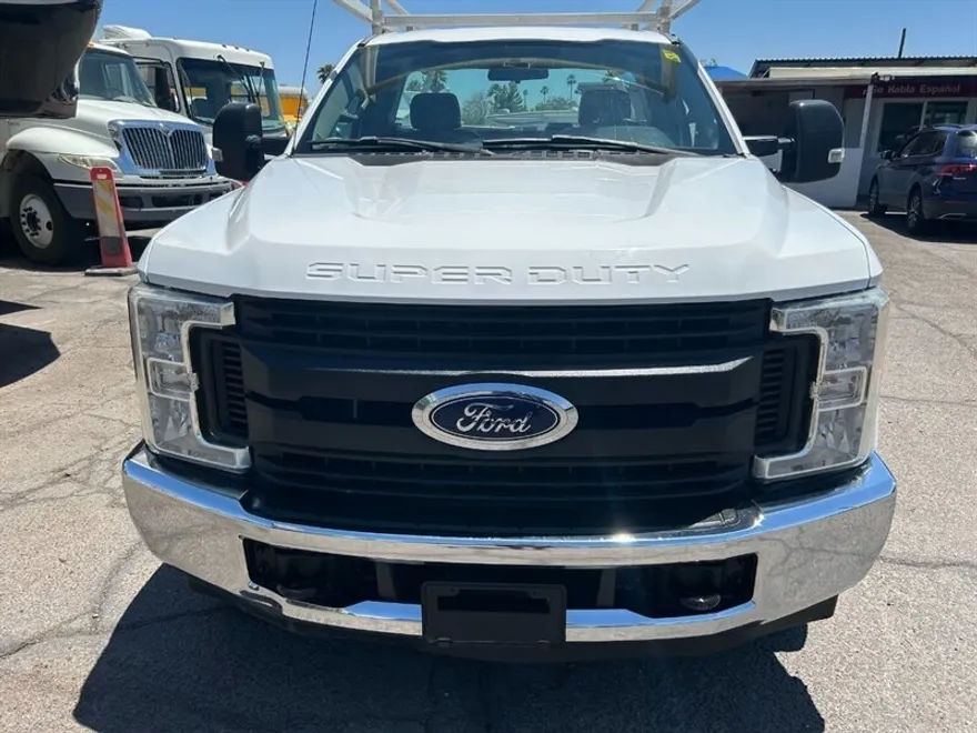 2017 Ford F-250 XL photo 1