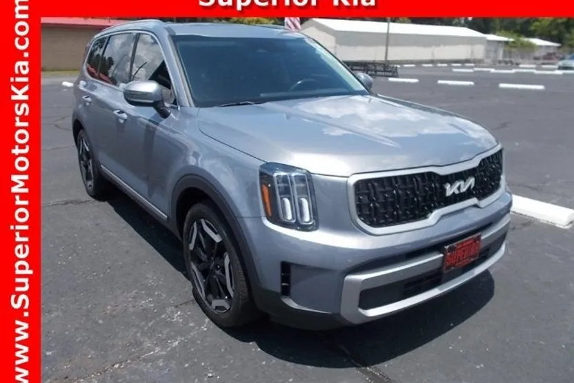 2023 Kia Telluride EX photo 1