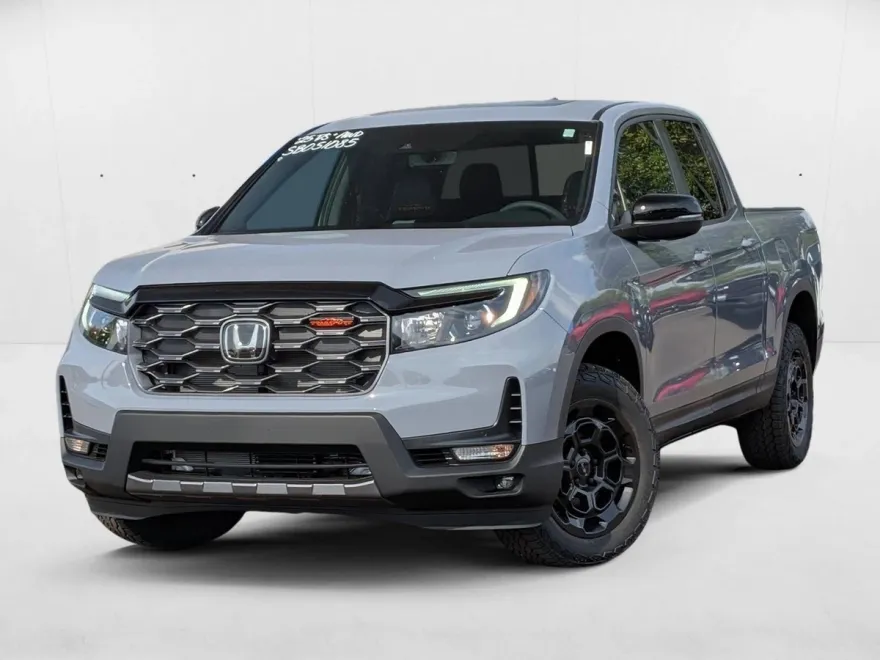 2025 Honda Ridgeline TrailSport photo 1