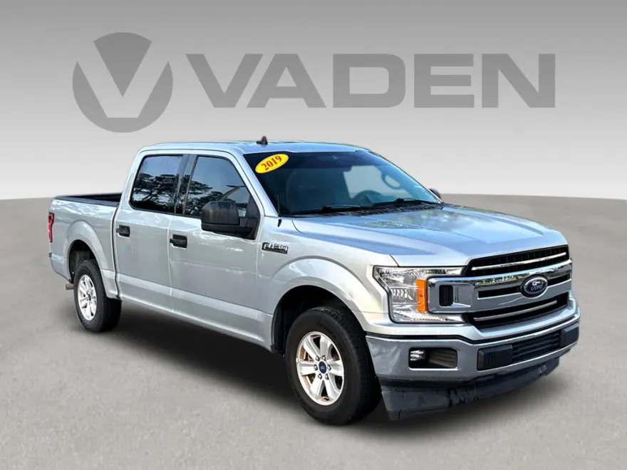 2019 Ford F-150 XLT photo 1