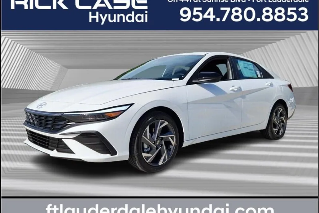 2025 Hyundai Elantra SEL Sport photo 1