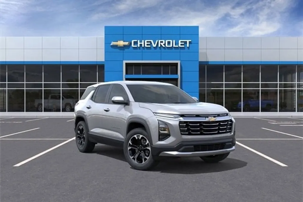 2026 Chevrolet Equinox LT photo 1