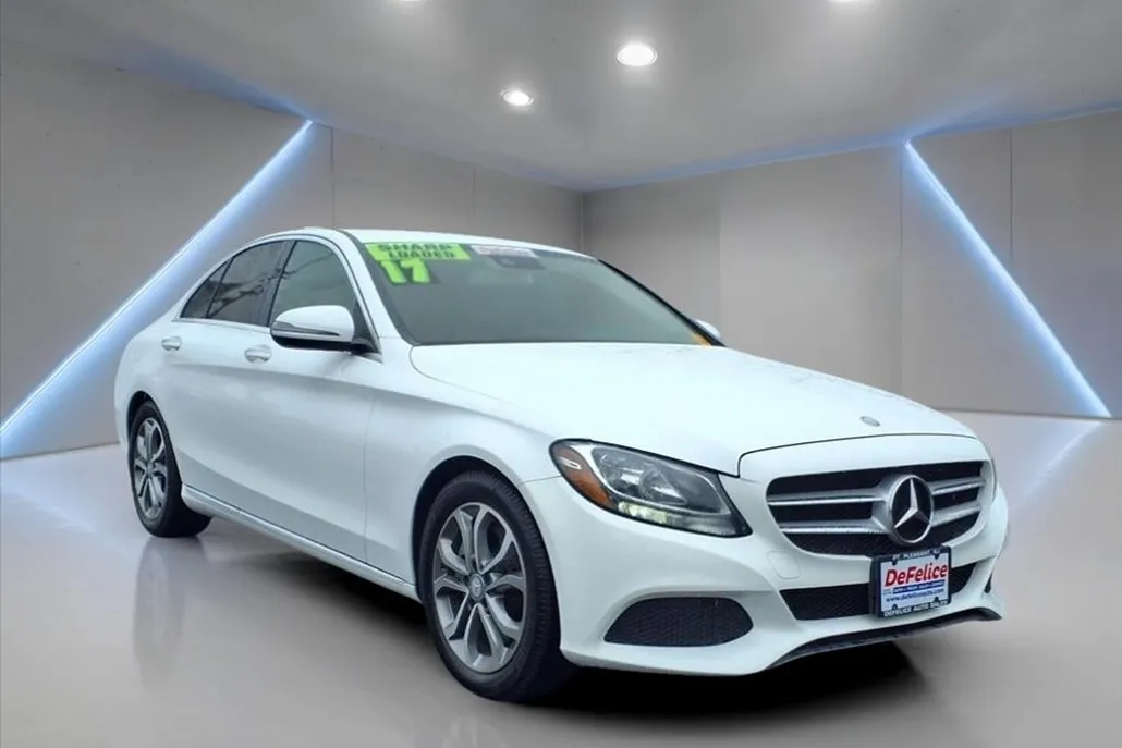 2017 Mercedes Benz C Sedan Sport photo 1