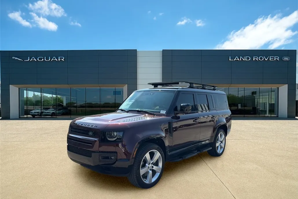 2025 Land Rover Defender 130 X-Dynamic SE photo 1