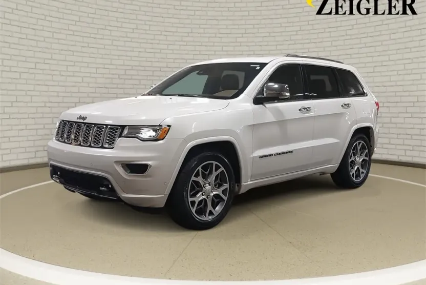 2020 Jeep Grand Cherokee Overland photo 1