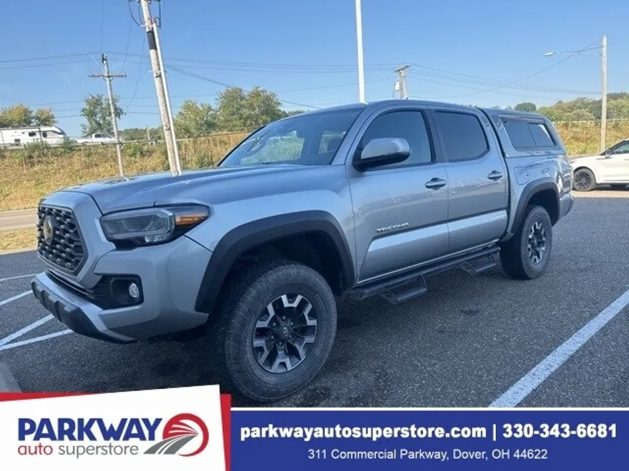 2023 Toyota Tacoma SR5 photo 1