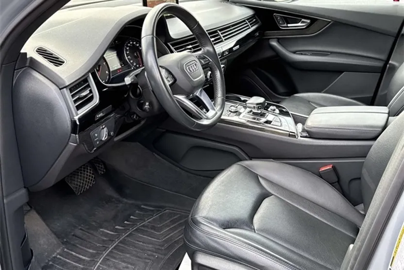 2019 Audi Q7 55 Premium photo 1