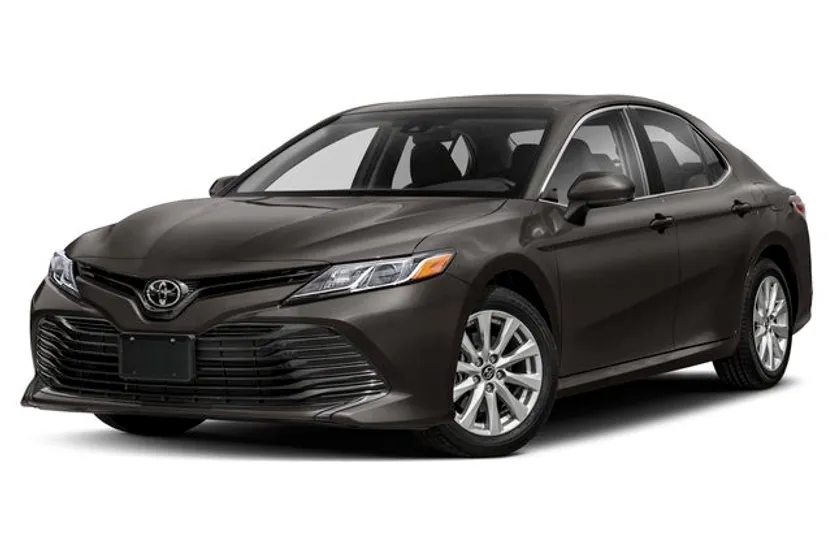 2019 Toyota Camry L photo 1