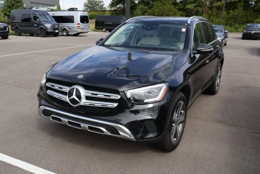 2022 Mercedes Benz GLC 300 4MATIC photo 1