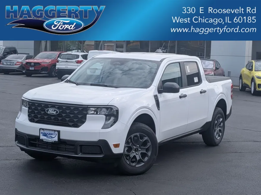 2025 Ford Maverick XLT photo 1