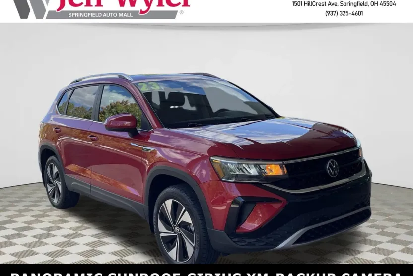 2023 Volkswagen Taos SE photo 1