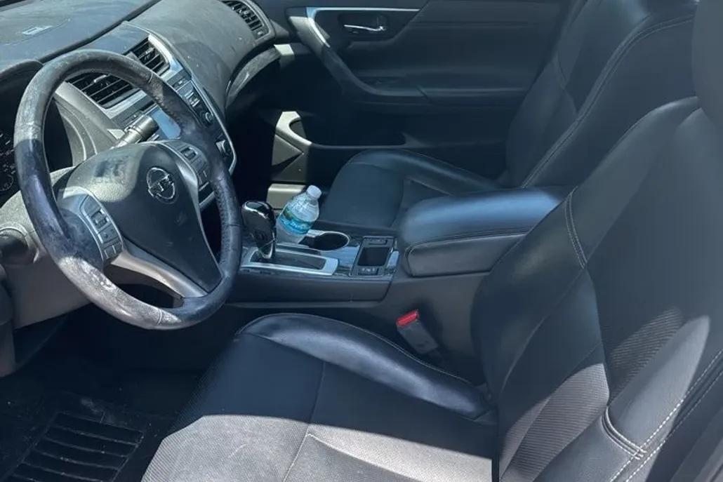 2017 Nissan Altima 2.5 SL photo 1