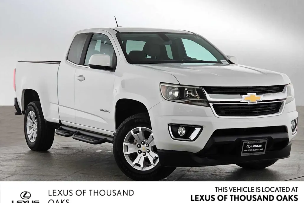 2017 Chevrolet Colorado LT photo 1