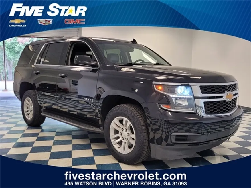 2017 Chevrolet Tahoe LS photo 1