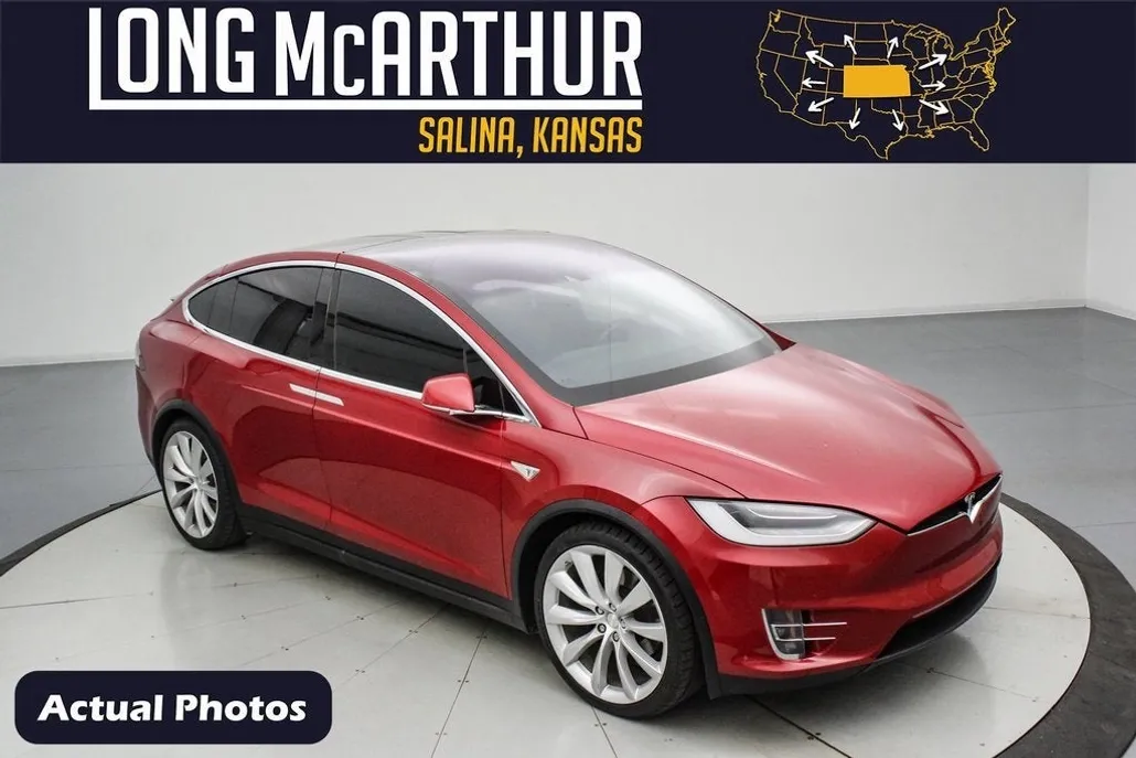 2016 Tesla Model X 75D photo 1