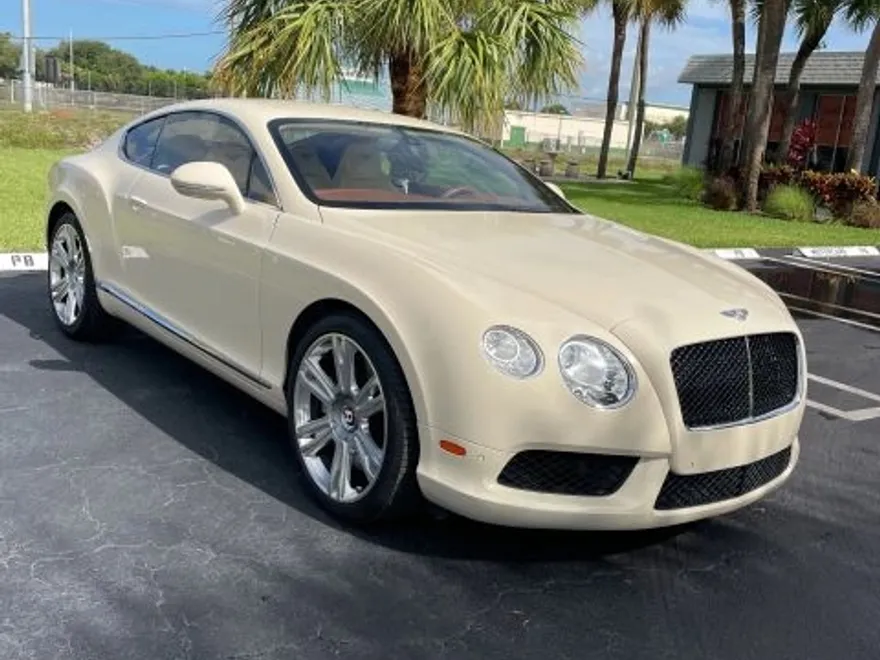 2013 Bentley Continental GT V8 photo 1