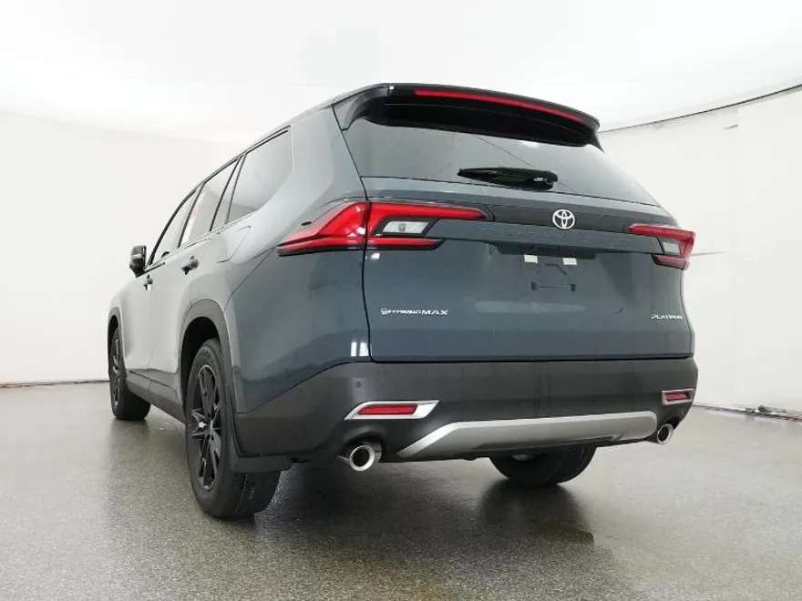2026 Toyota Highlander Hybrid Platinum photo 1