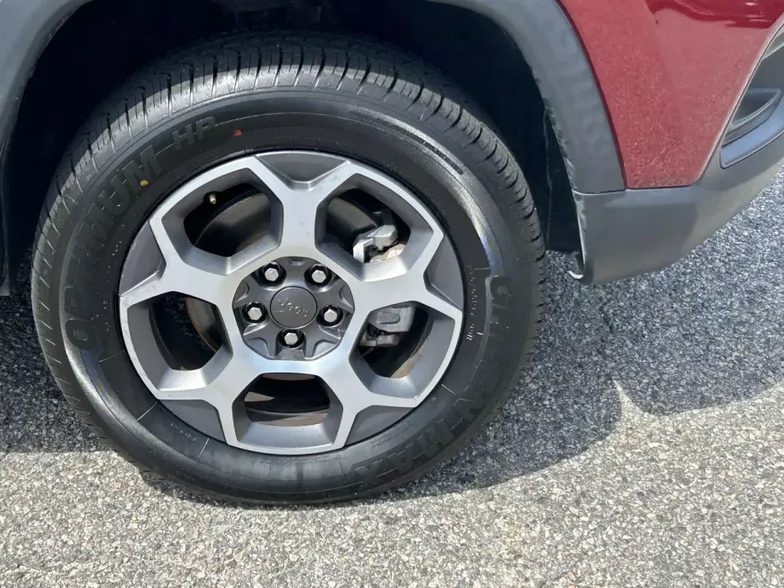 2022 Jeep Compass Trailhawk photo 1