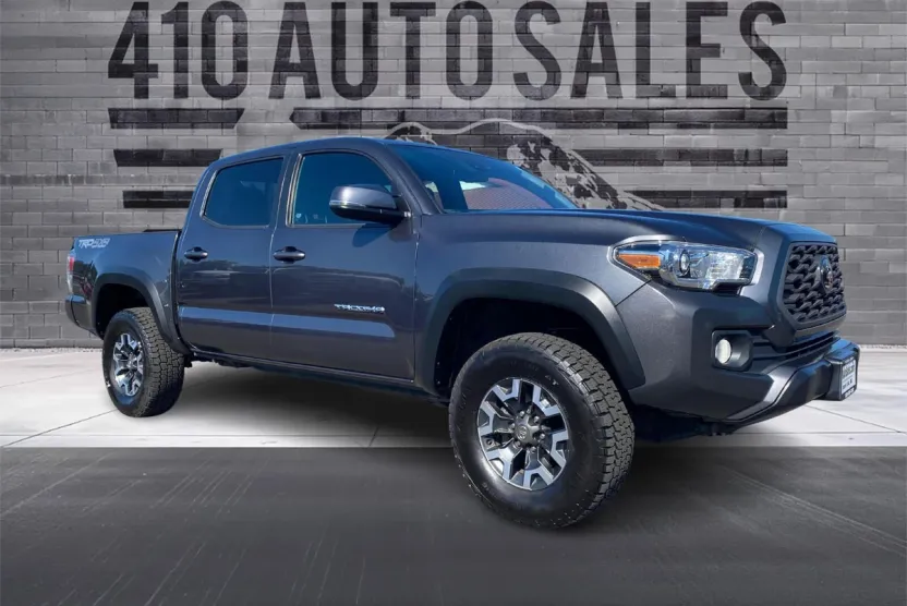 2022 Toyota Tacoma TRD Off-Road photo 1