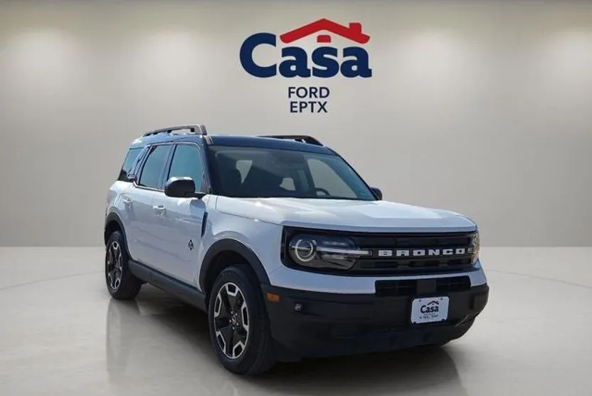 2024 Ford Bronco Sport Outer Banks photo 1