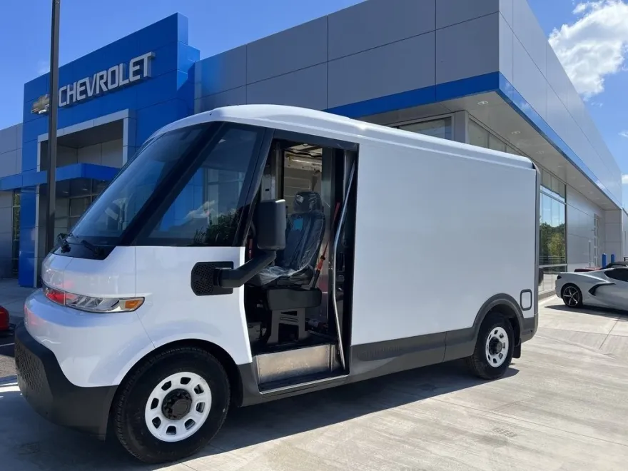 2025 Chevrolet BrightDrop 400 photo 1