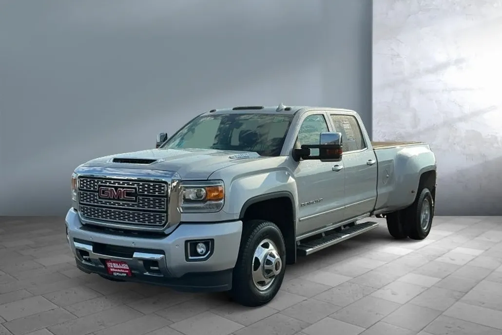 2018 Gmc Sierra 3500 HD Denali photo 1
