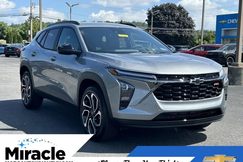 2025 Chevrolet Trax photo 1