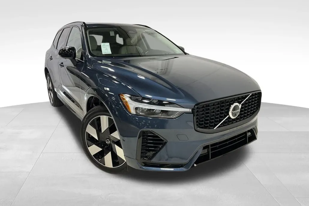 2025 Volvo XC60 Recharge T8 Plus photo 1