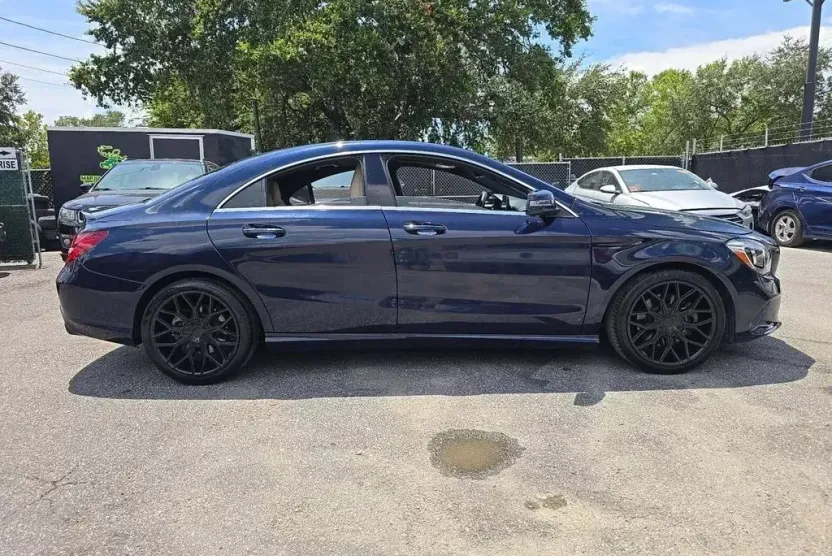 2018 Mercedes Benz CLA 250 photo 1