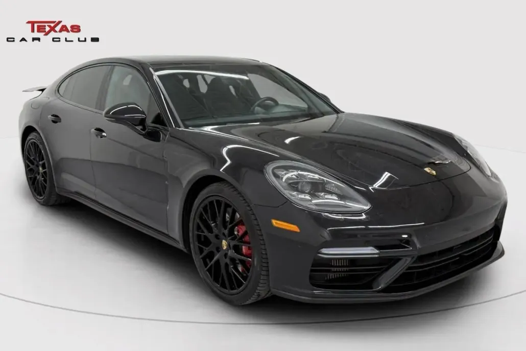 2017 Porsche Panamera Turbo photo 1