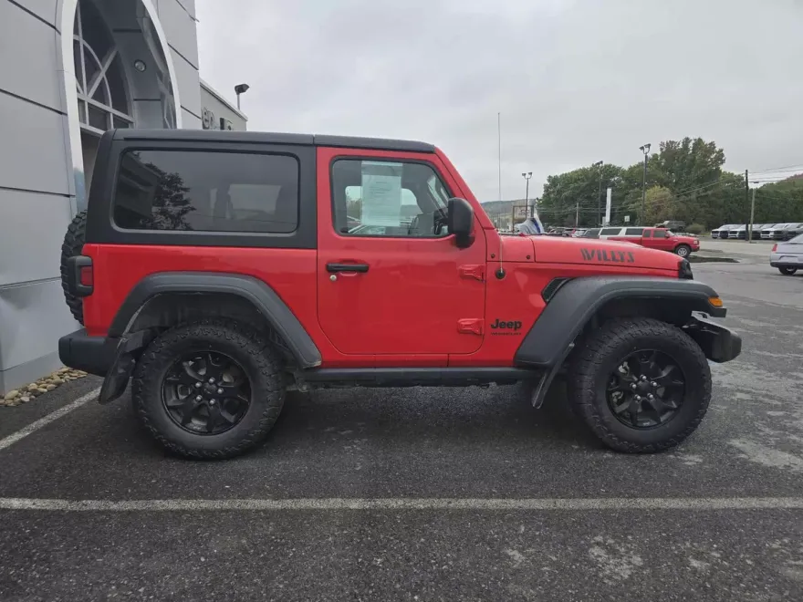 2020 Jeep Wrangler Willys Sport photo 1
