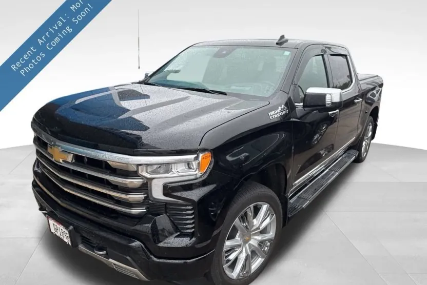 2024 Chevrolet Silverado 1500 High Country photo 1