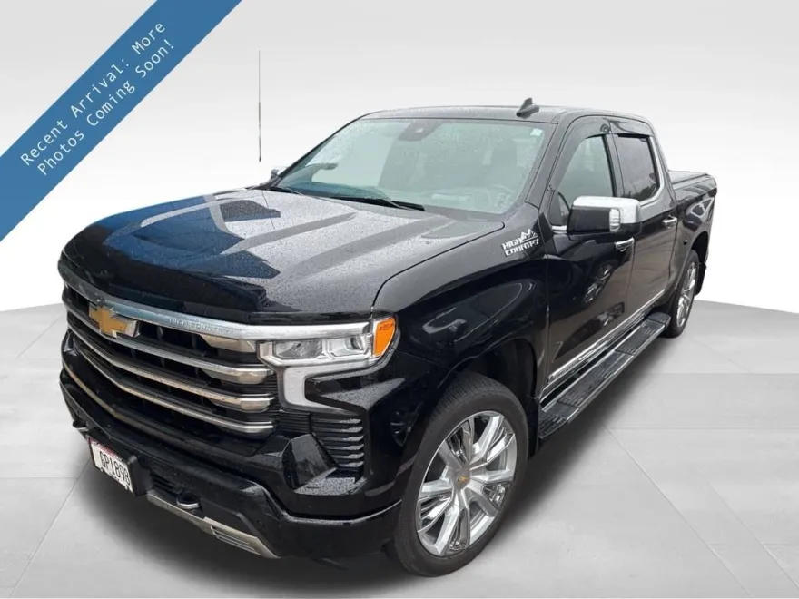 2024 Chevrolet Silverado 1500 High Country photo 1