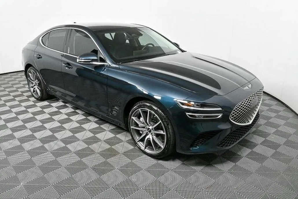 2025 Genesis G70 2.5T photo 1