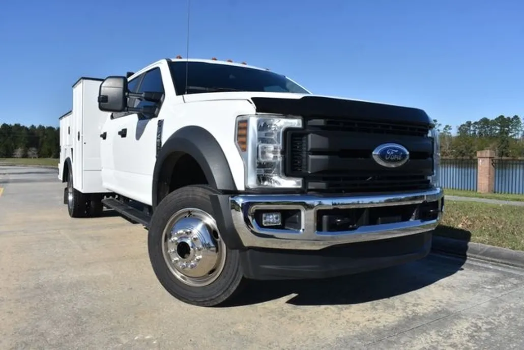 2018 Ford F-450 XL photo 1