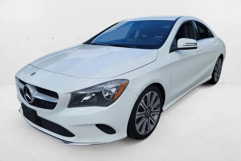 2018 Mercedes Benz CLA 250 photo 1