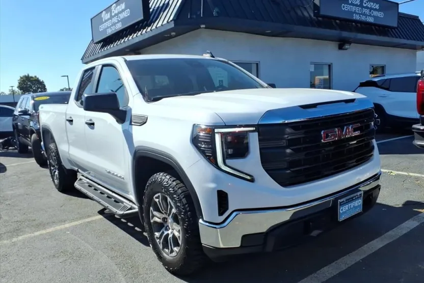2025 Gmc Sierra Base photo 1