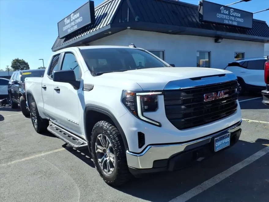 2025 Gmc Sierra Base photo 1