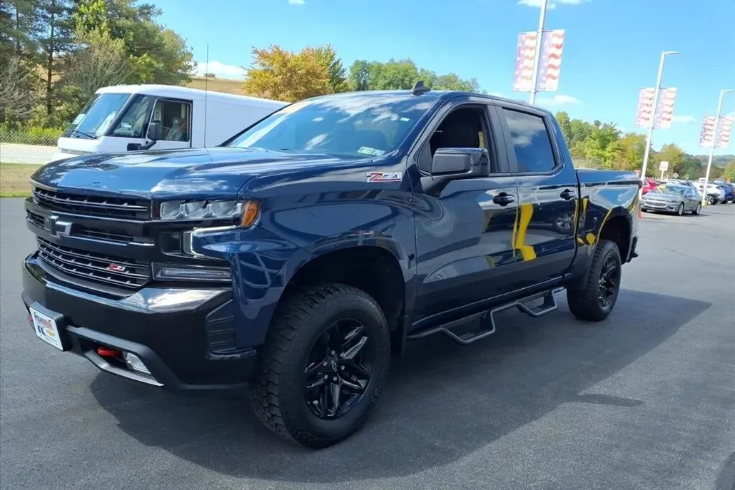 2021 Chevrolet Silverado 1500 LT Trail Boss photo 1