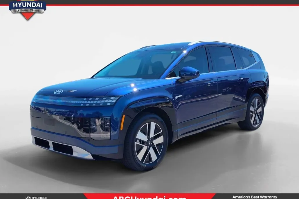 2026 Hyundai Ioniq SEL photo 1