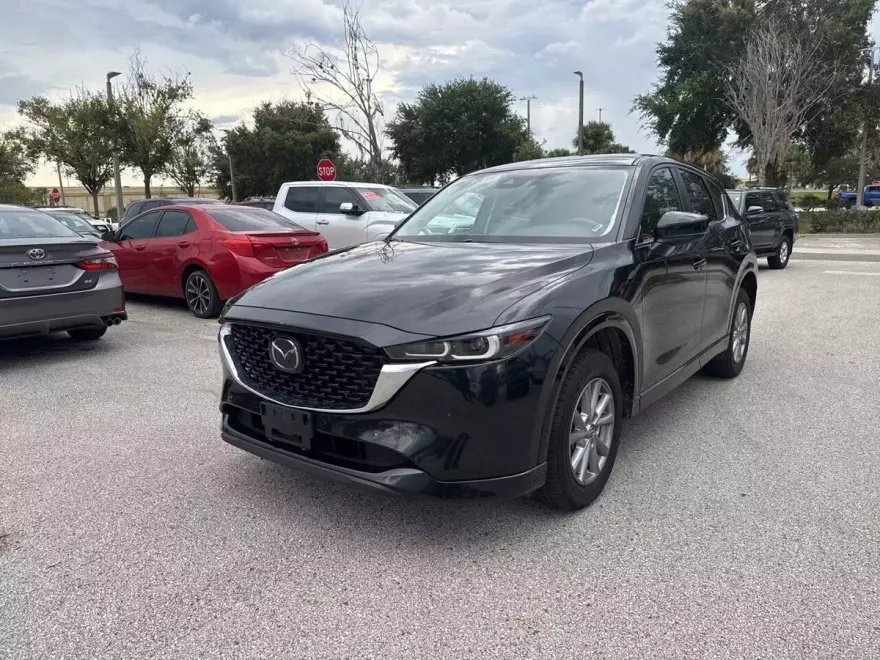 2024 Mazda CX-5 Select photo 1