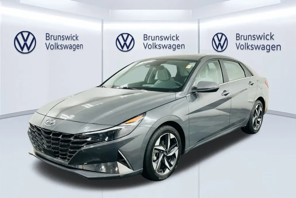 2023 Hyundai Elantra Limited photo 1
