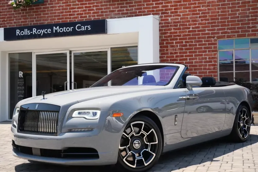 2018 Rolls Royce Dawn photo 1