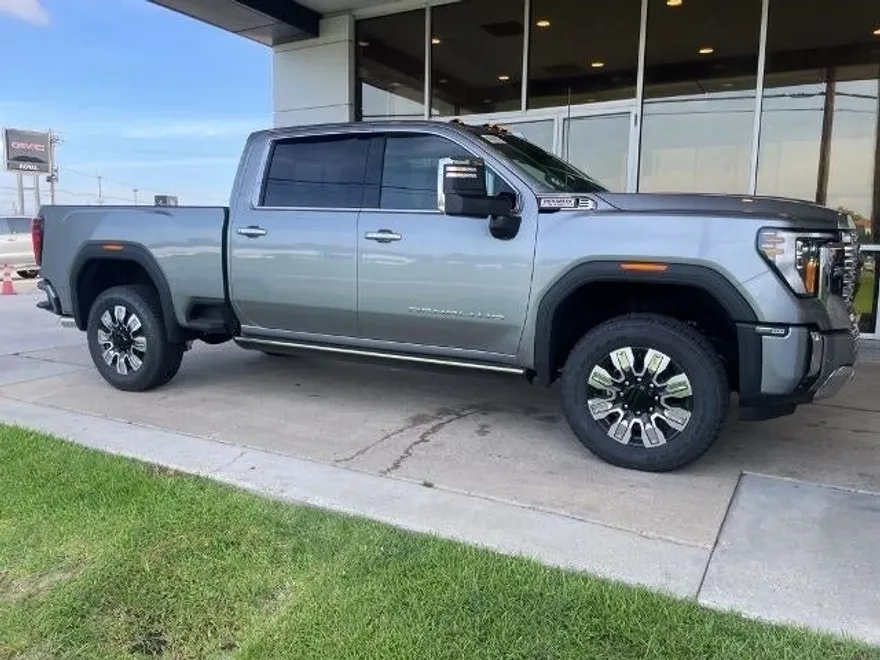 2025 Gmc Sierra 2500 HD Denali photo 1