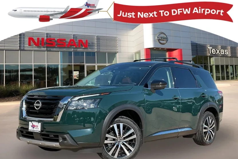 2025 Nissan Pathfinder Platinum photo 1