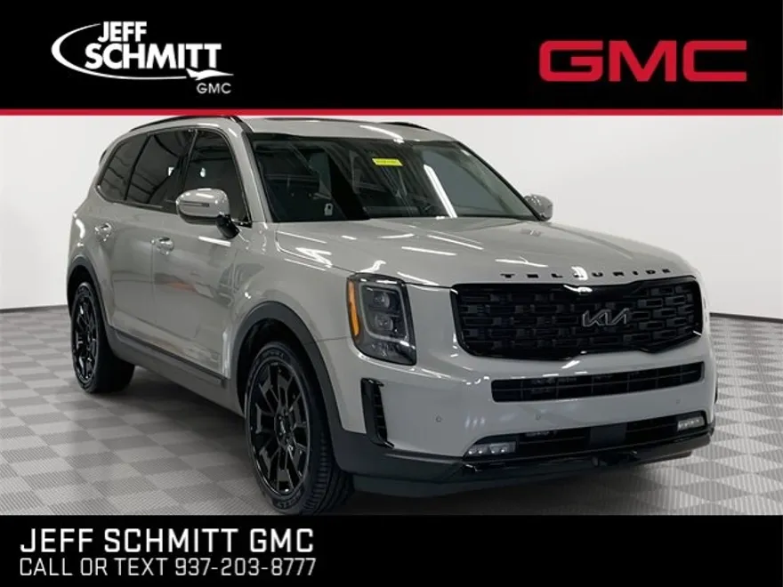 2022 Kia Telluride SX photo 1
