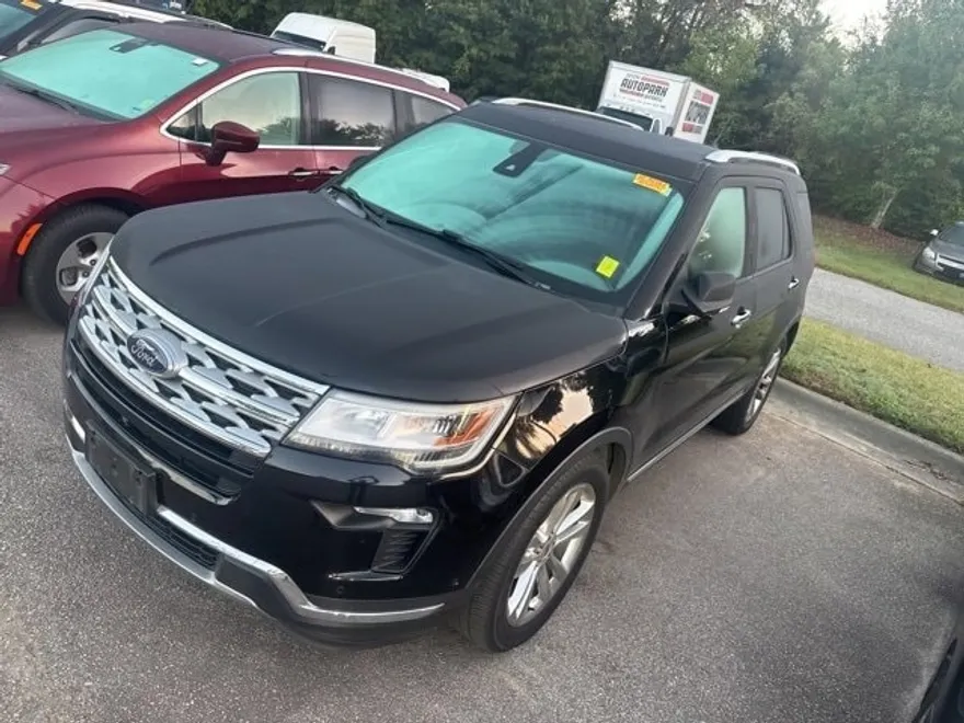 2019 Ford Explorer Limited photo 1