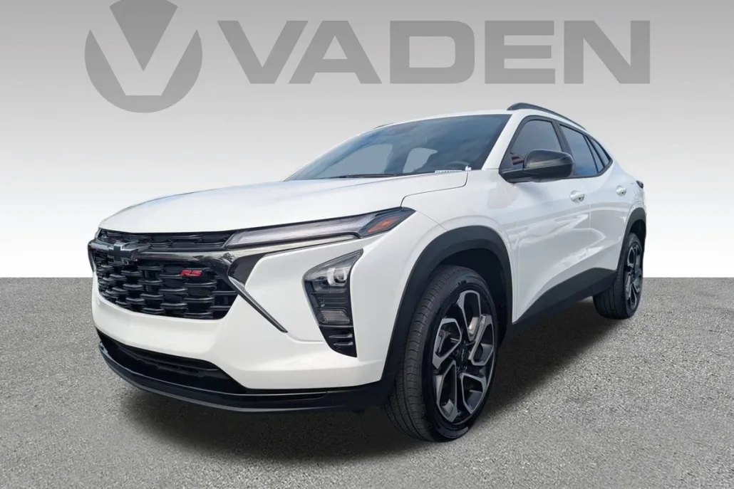 2025 Chevrolet Trax photo 1